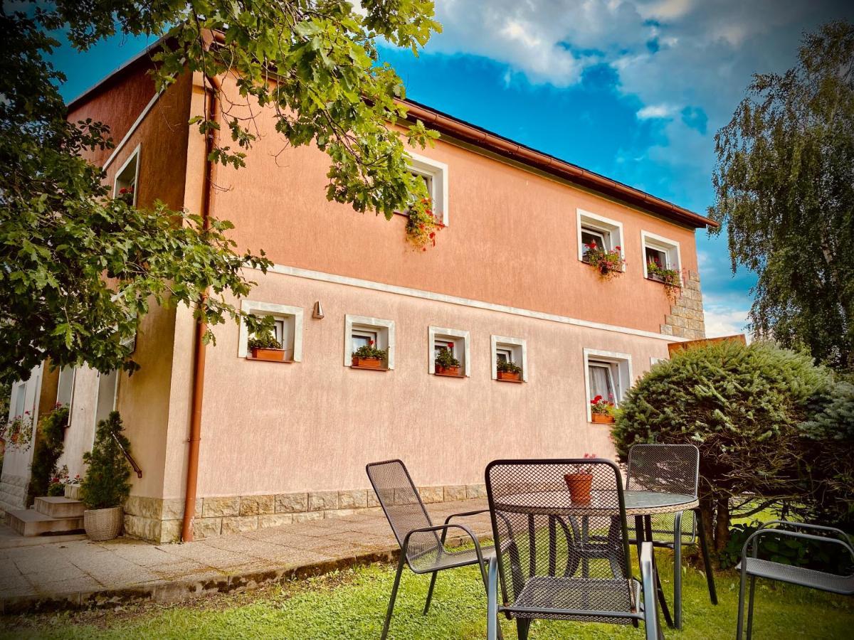 Pension Ruzak Ruzova Extérieur photo